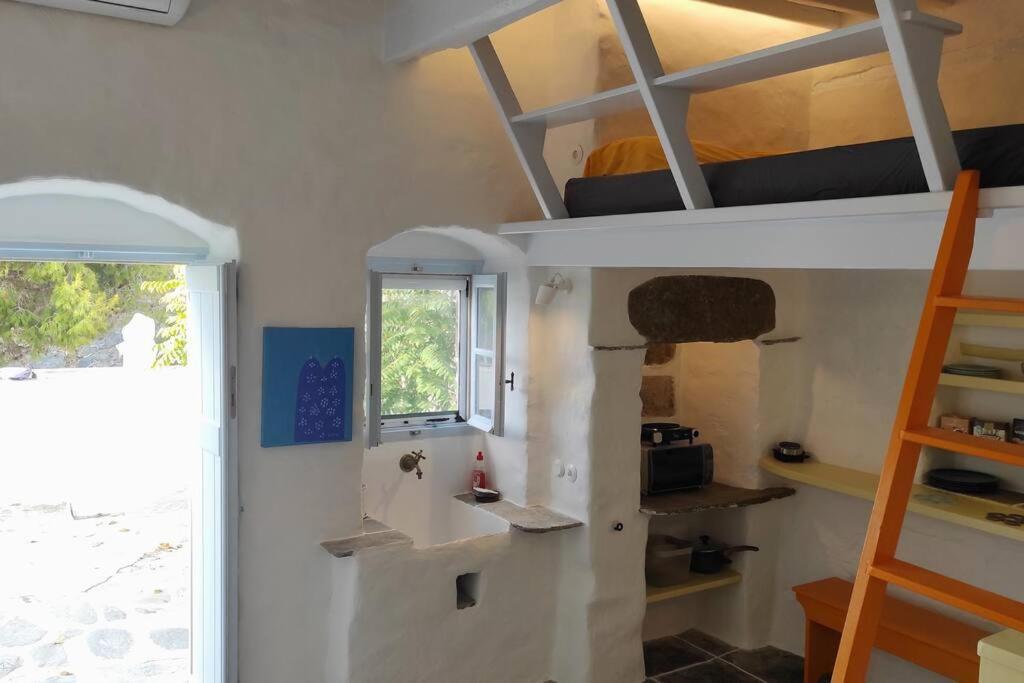 Hidden Gem - Sifnos, Kastro. Apartment *